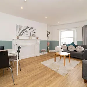 Flash Sale 2 Bedroom Flat Bn38bru05 , Brighton United Kingdom